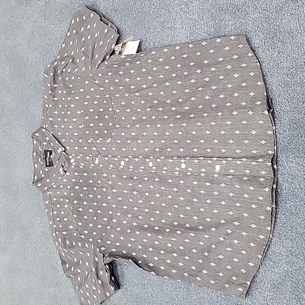 Mens' button down shirt